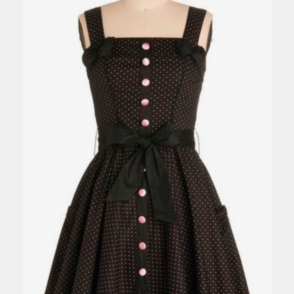 ModCloth Sweet Temptation Dress in Black